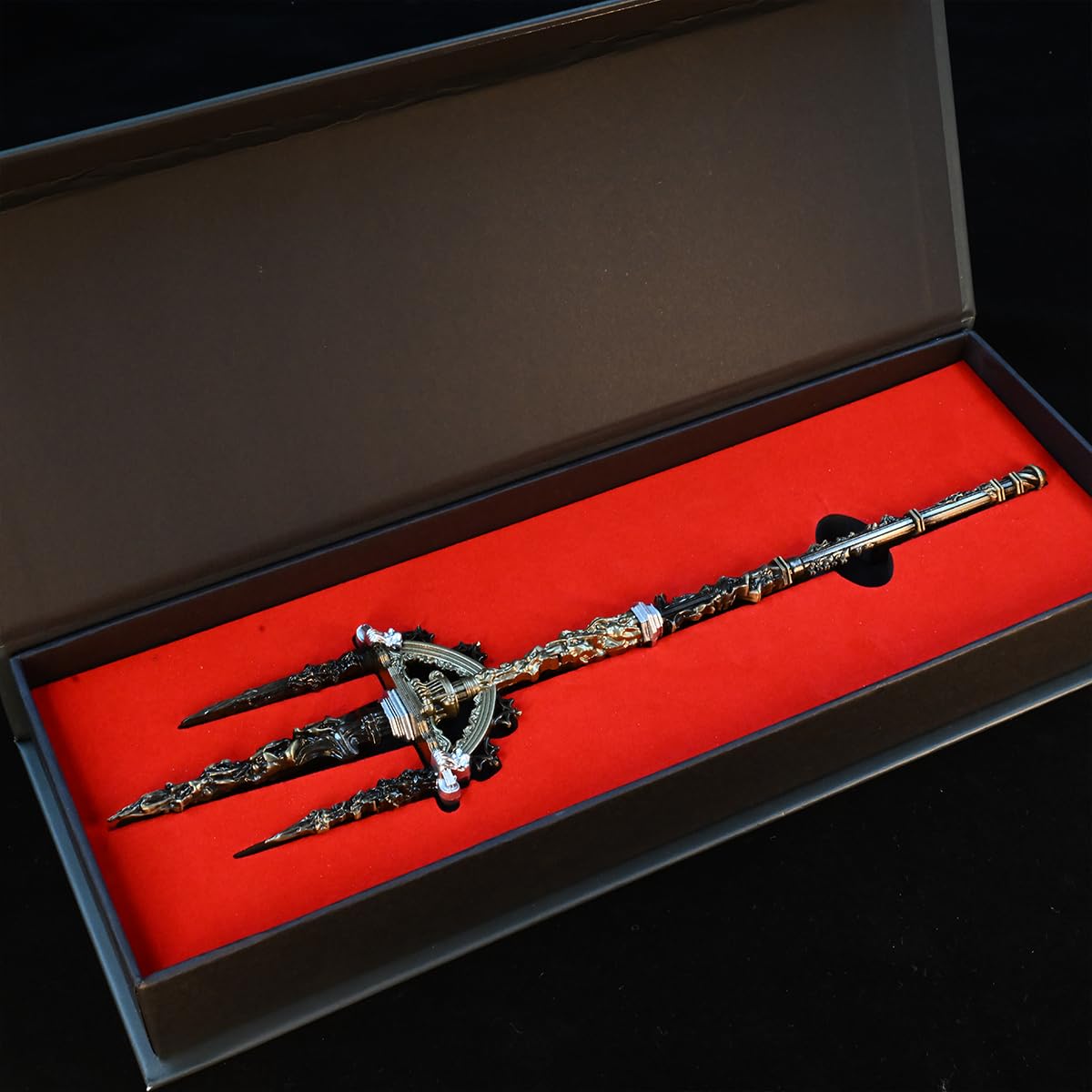 Elden Ring DLC Shadow of the Erdtree Mohgwyn's Sacred Spear